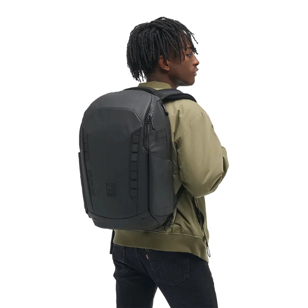 Gomatic McKinnon Camera Pack 25L + Ladder +2 Sm. Cube on model