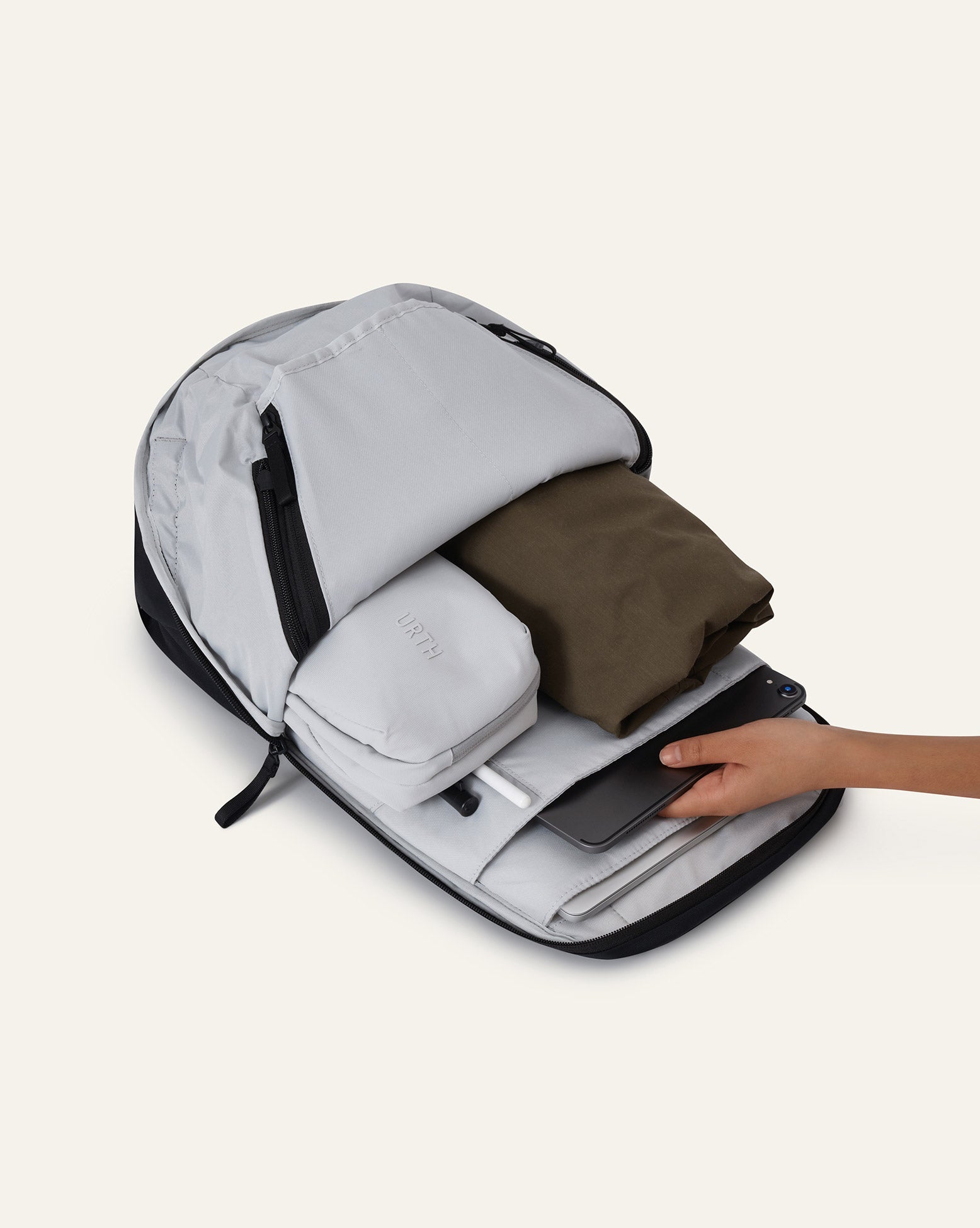 Urth Norite 24L Backpack + Camera Insert (Onyx)