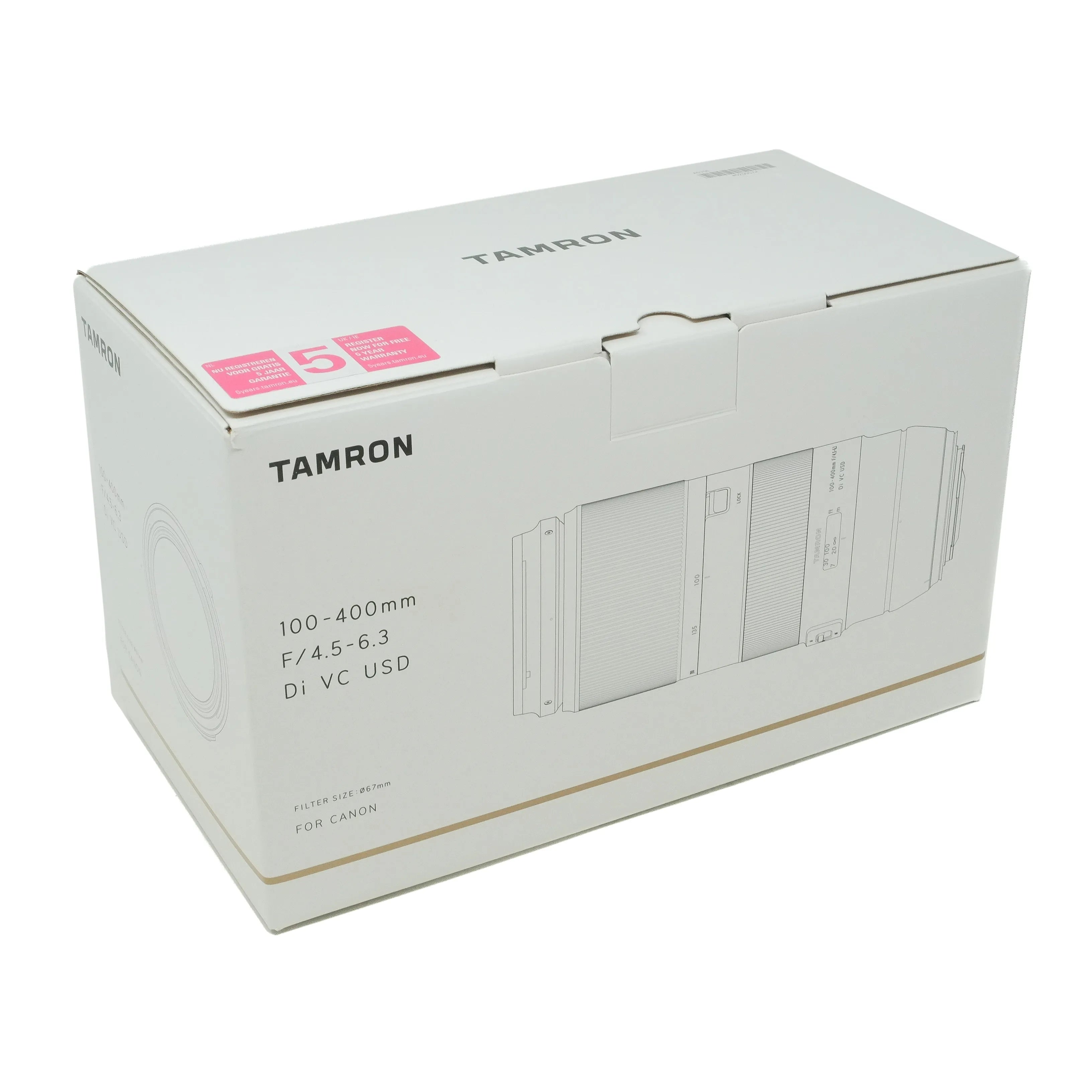 White box with Tamron branding and product specifications on a white background