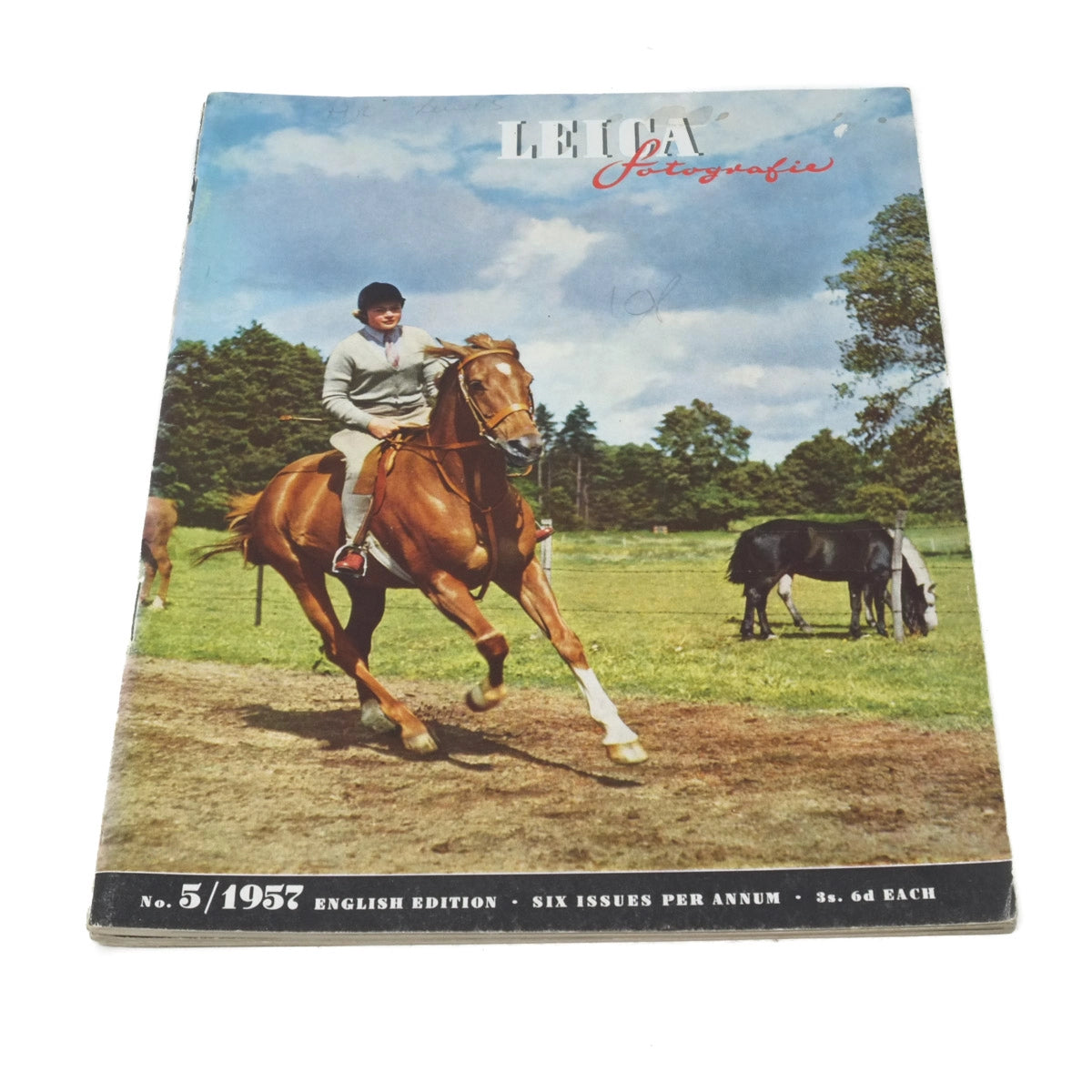 Vintage Leica LFI Magazines from 1957 - Full Year of Issues - Front cover 5