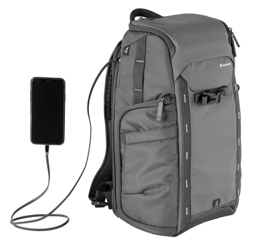 Vanguard VEO Adaptor R44 GY Backpack with USB port - Rear Access