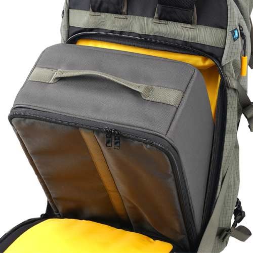 Vanguard VEO Active 42M Trekking Backpack - Green