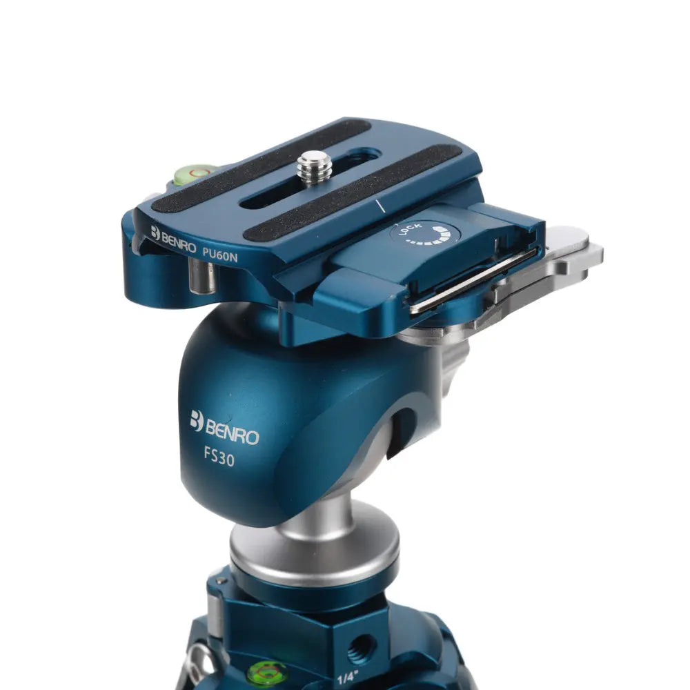 Benro Cyanbird Carbon Fiber Tripod + FS30 Head