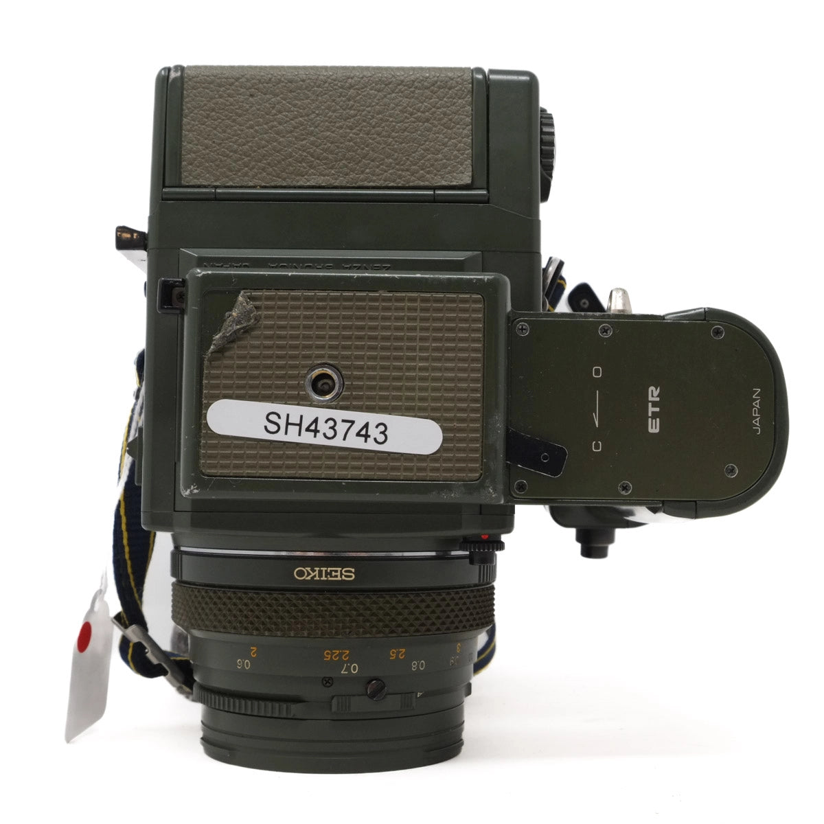Used Bronica ETRS Safari Edition with AEII prism, 75mm F2.8 kit - bottom angle 