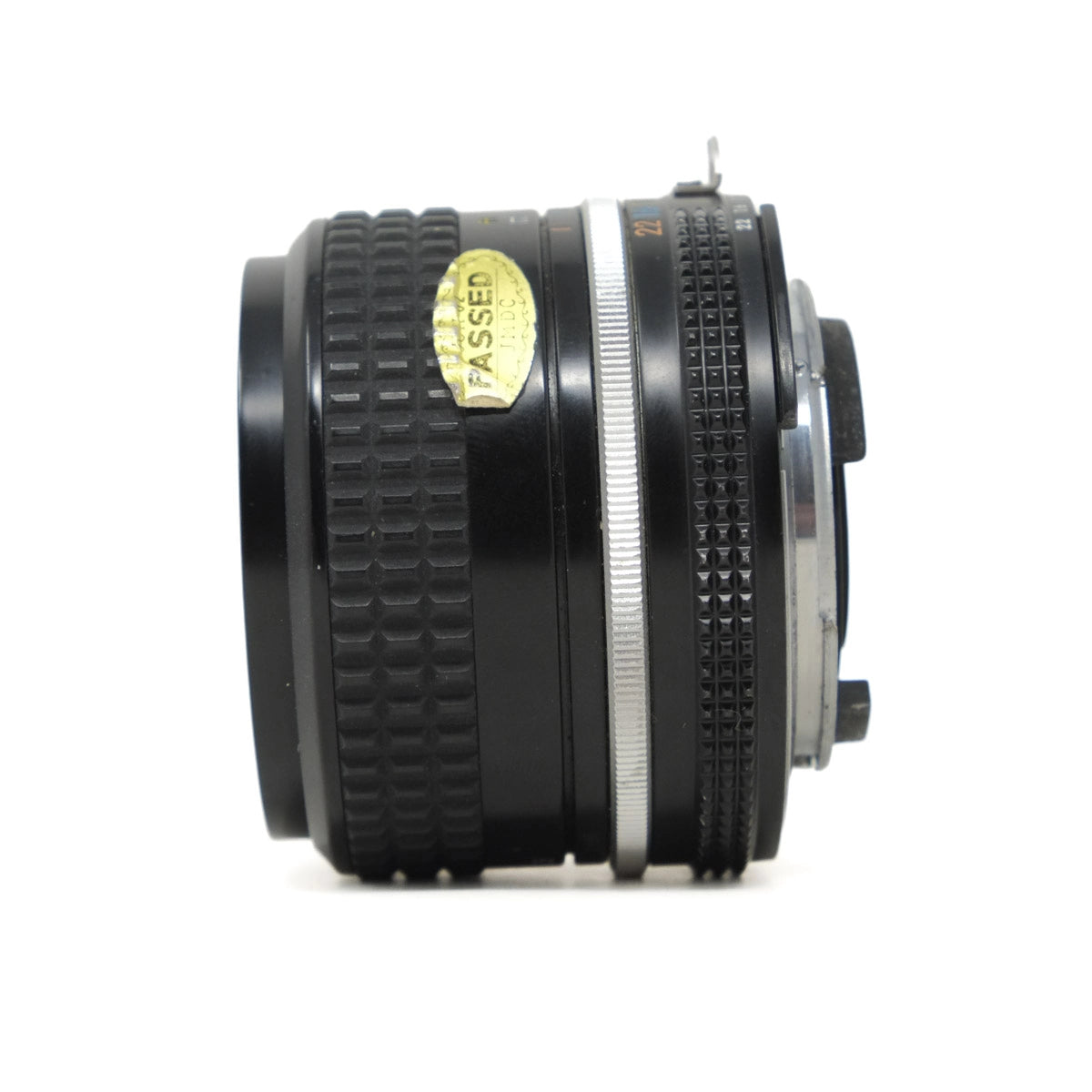 Used Nikon Nikkor 28mm F3.5 AI lens in Nikon F mount - side angle 