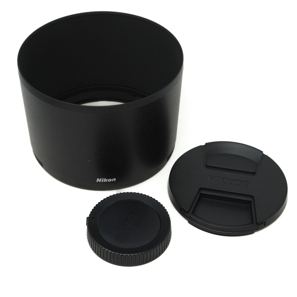 Used Nikon Z 180-600mm f5.6-6.3 Telephoto Lens - lens hood and lens caps 