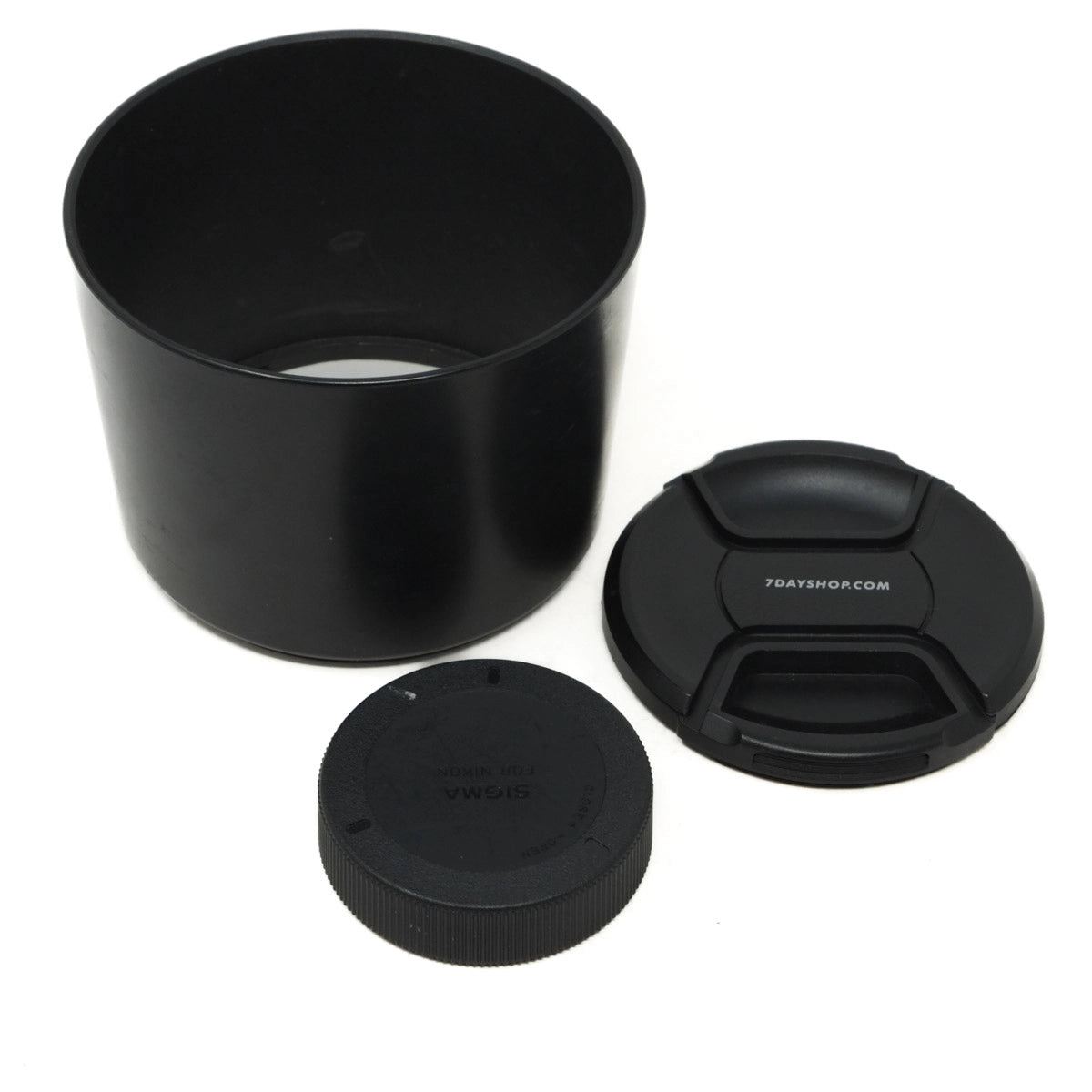 Used Sigma 135-400mm F4.5-5.6 APO lens in Nikon F Mount - lens hood and both caps 
