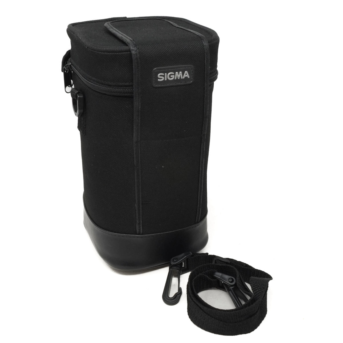 Used Sigma 135-400mm F4.5-5.6 APO lens in Nikon F Mount - lens case and strap