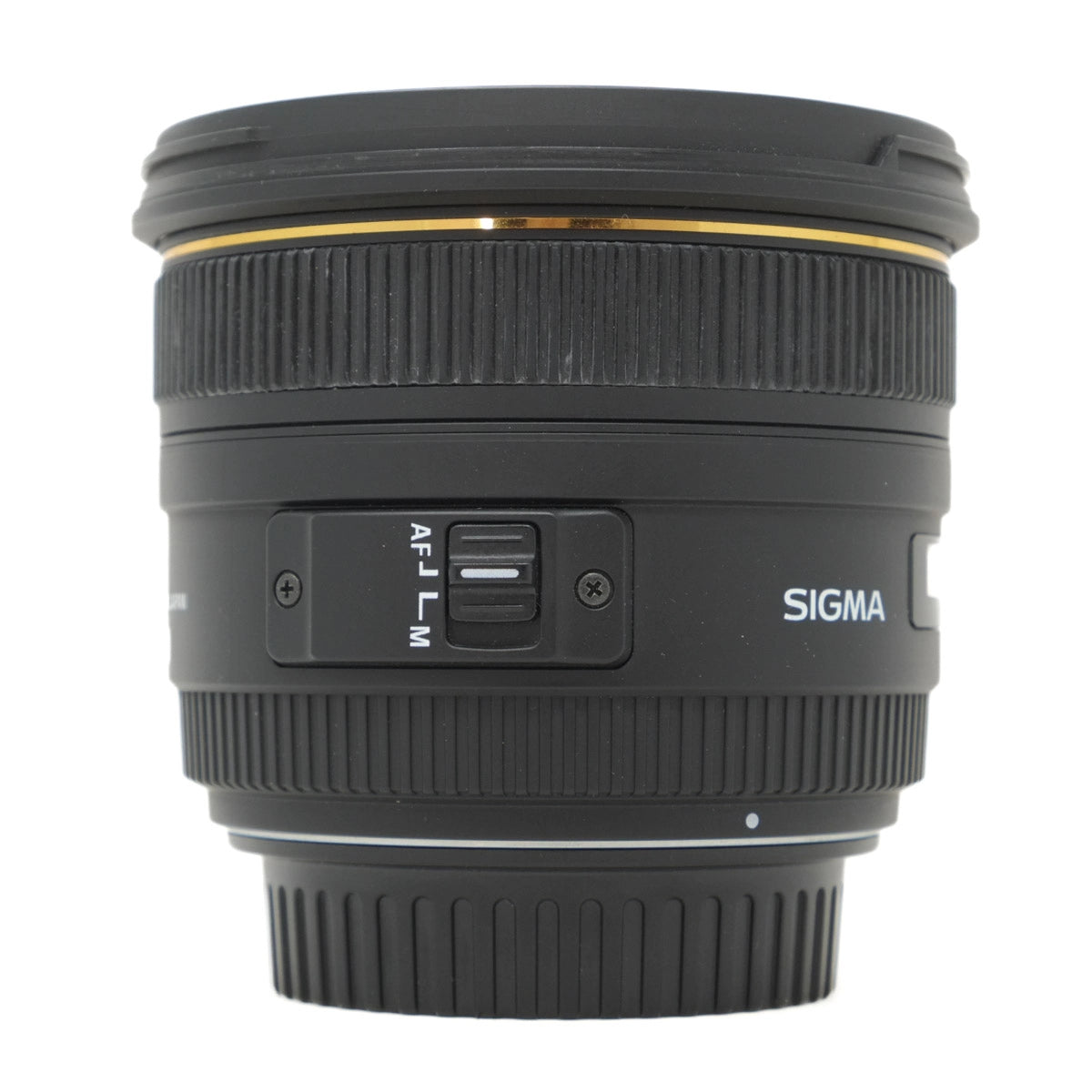 Used Sigma 50mm F1.4 EX DG Lens in Canon EF Fitting - side angle 