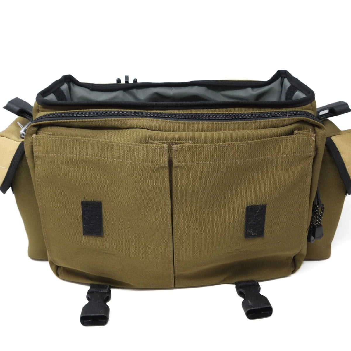 Used Tamrac Superlight 46 Shoulder bag - front angle