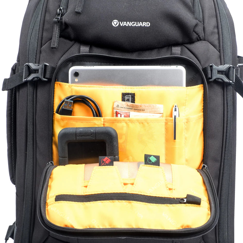 Vanguard Alta Fly 55T G2 – 22L 4-Wheel Camera Roller Bag & Backpack