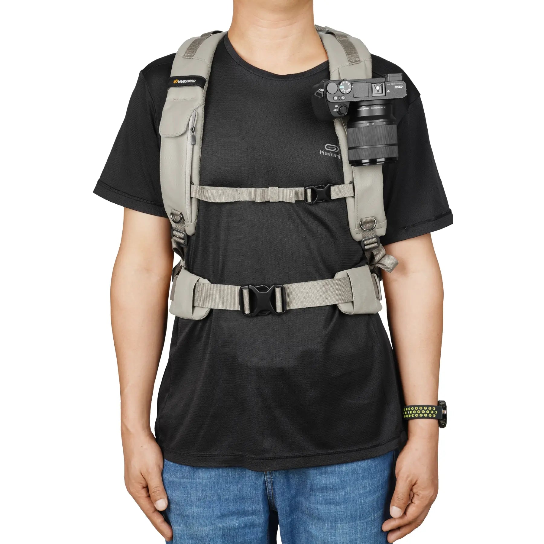 Vanguard VEO Metro B30L Camera Backpack - Cream