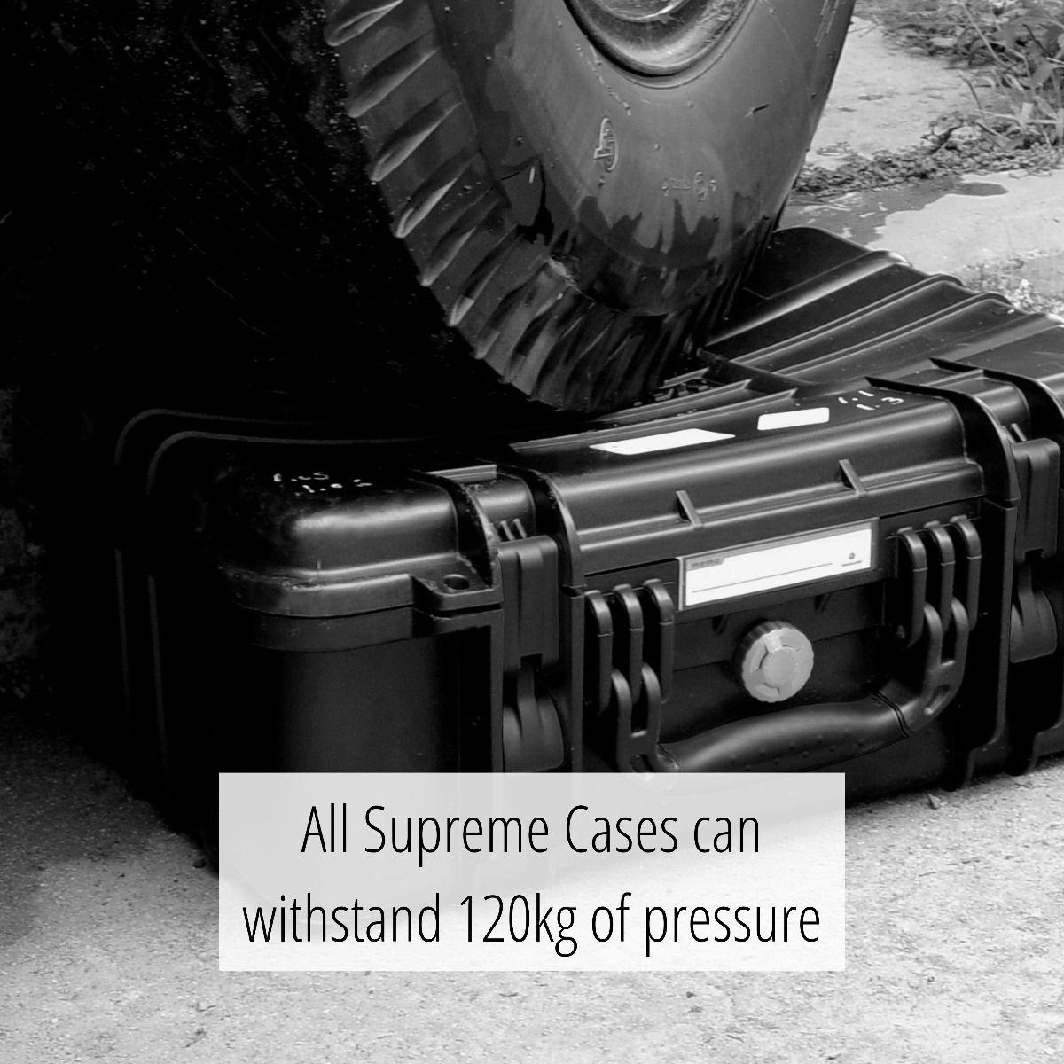 Vanguard Supreme 46D Ultra-Tough Waterproof Case (Removable Divider Bag)
